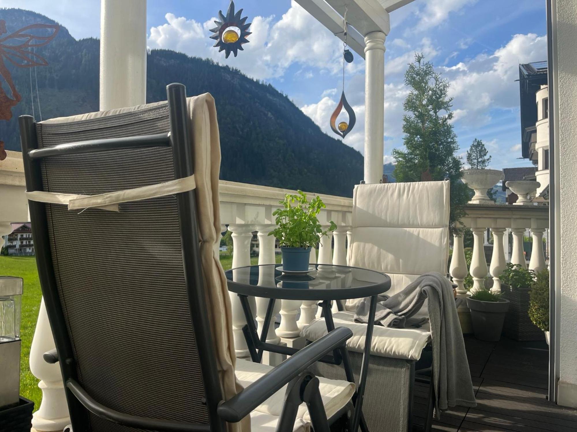 Villa Romantica Appartement Mayrhofen Exterior foto