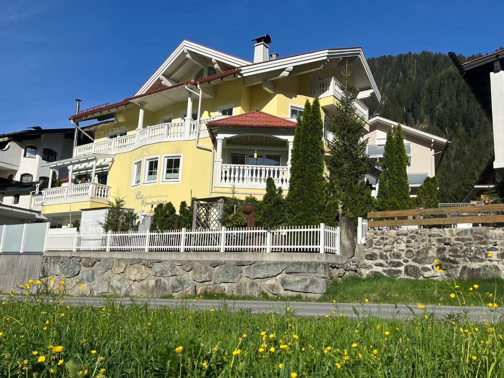 Villa Romantica Appartement Mayrhofen Exterior foto